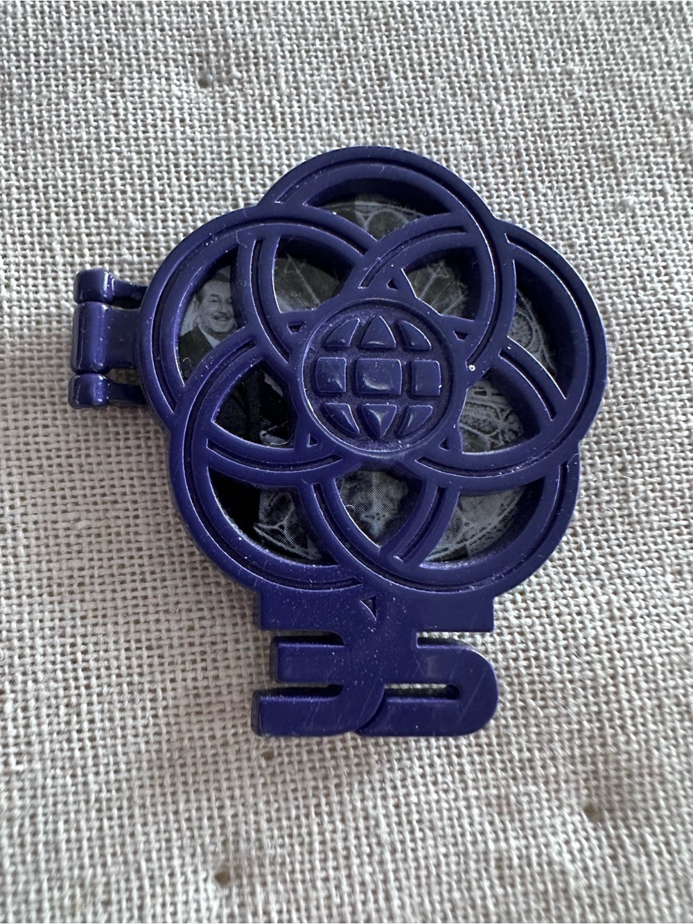 Epcot 35th Anniversary Hinged Passholder Exclusive Ltd Release Pin